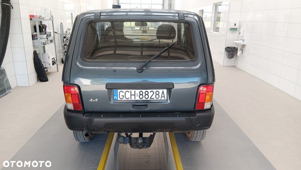 Lada Niva 1.7i (abs) EU5 - 7