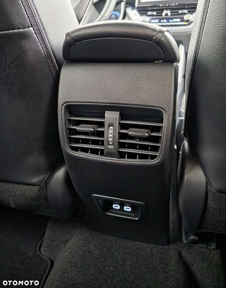 Toyota Corolla Cross 2.0 Hybrid Executive - 24