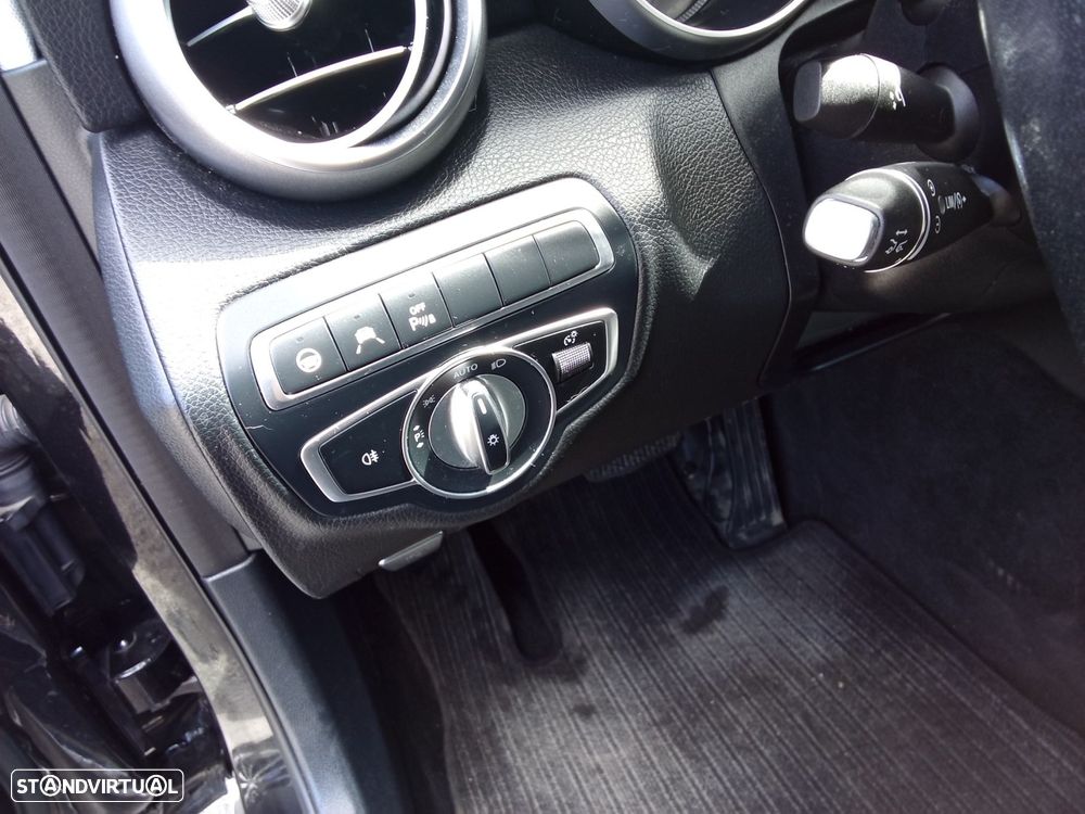 Mercedes-Benz C 300 BlueTEC Hybrid AMG Line - 14