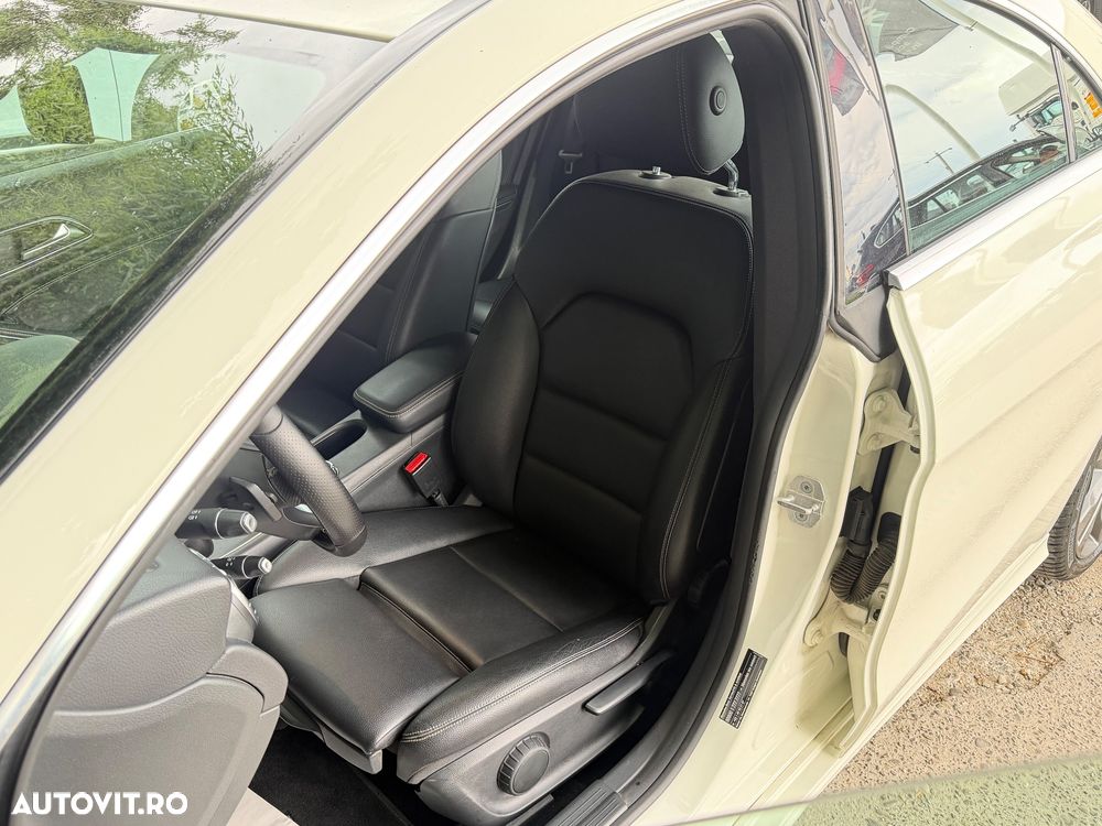 Mercedes-Benz CLA 200 d 7G-DCT Urban - 14