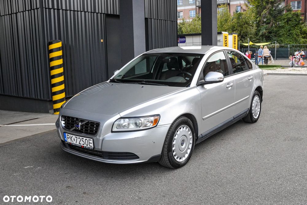 Volvo S40 - 1