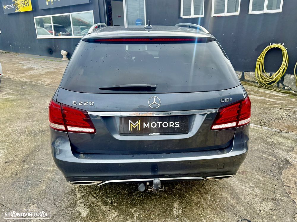 Mercedes-Benz E 220 BlueTEC Avantgarde Auto. - 50
