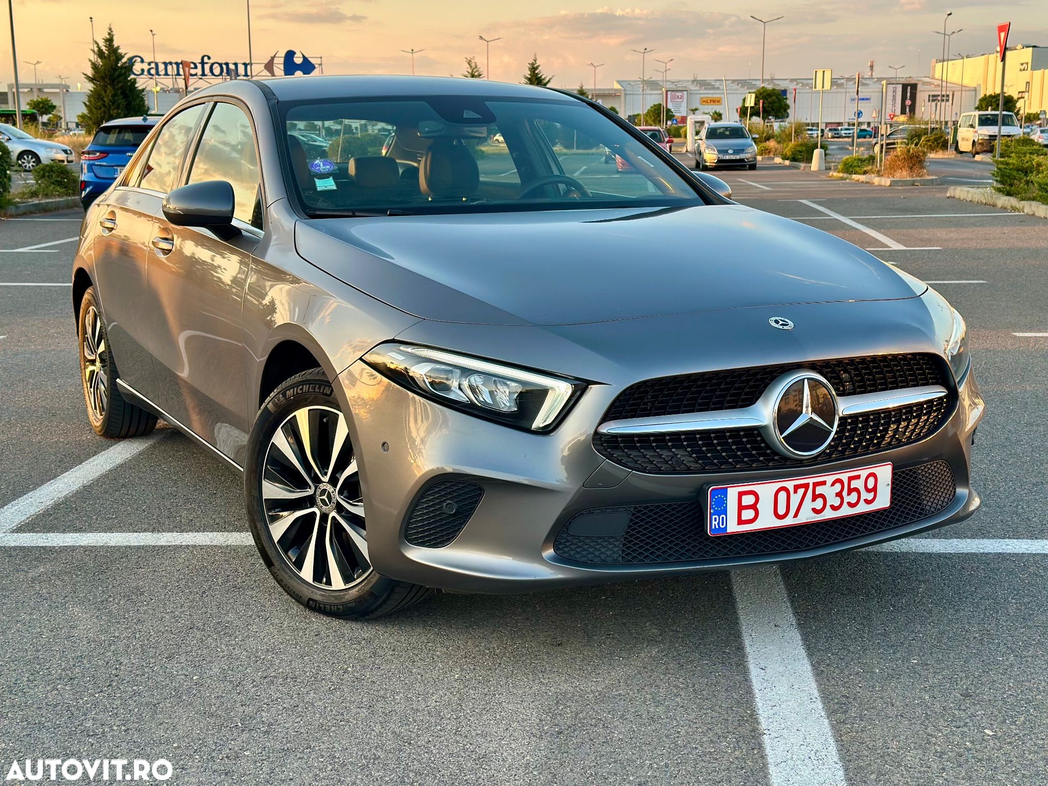 Mercedes-Benz A 250 e 8G-DCT Progressive Advanced - 1