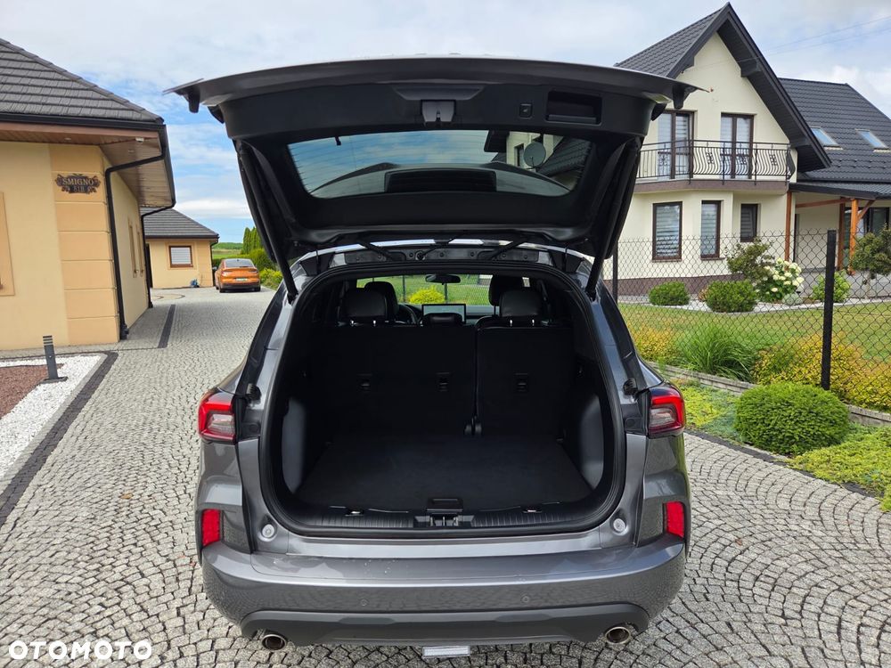 Ford Kuga 2.0 EcoBoost 4x4 ST-Line - 29
