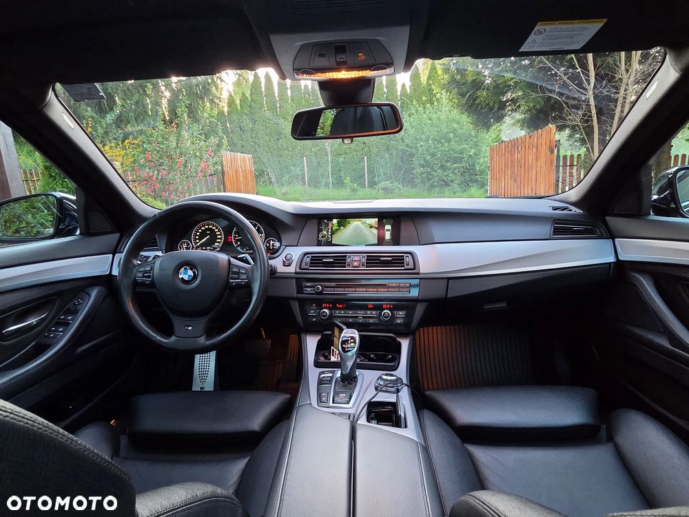 BMW Seria 5 535d xDrive - 33