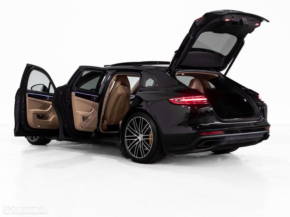 Porsche Panamera Sport Turismo - 5