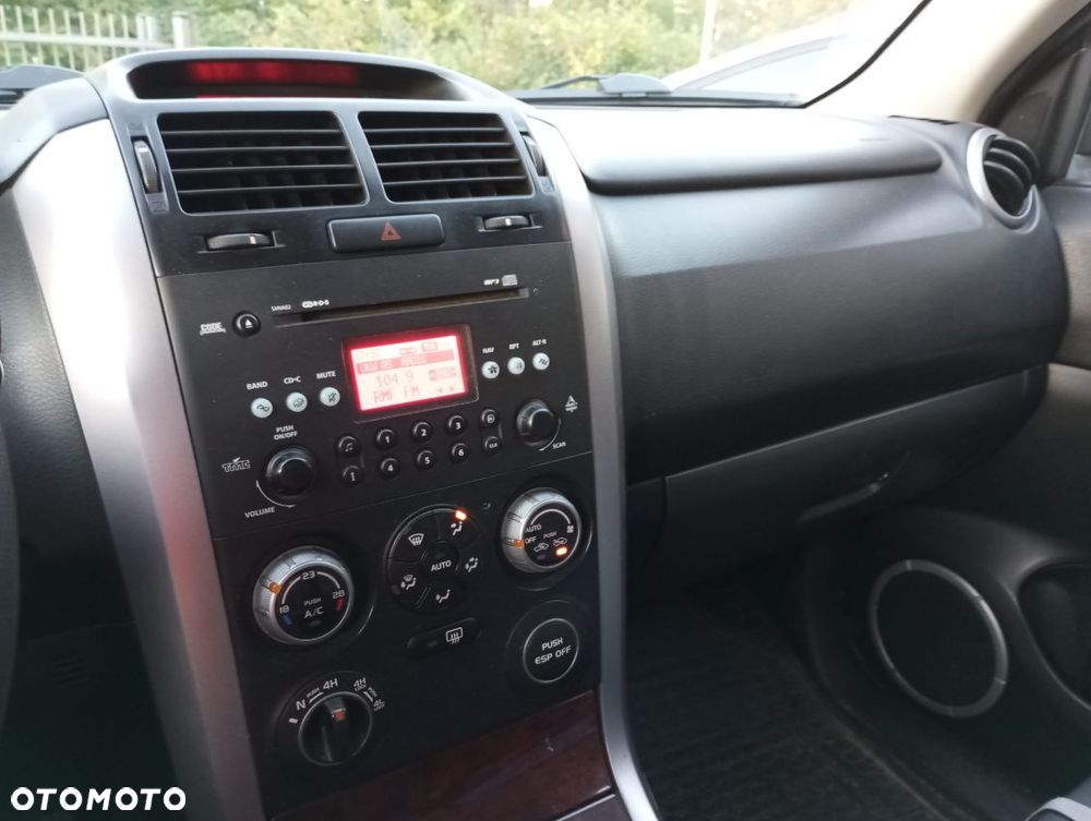 Suzuki Grand Vitara 1.9 DDiS De Luxe - 6
