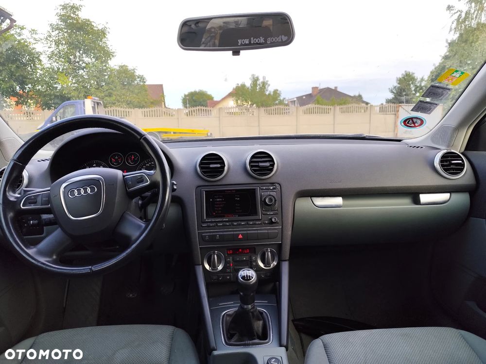 Audi A3 Sportback 1.4 TFSI Ambiente - 8