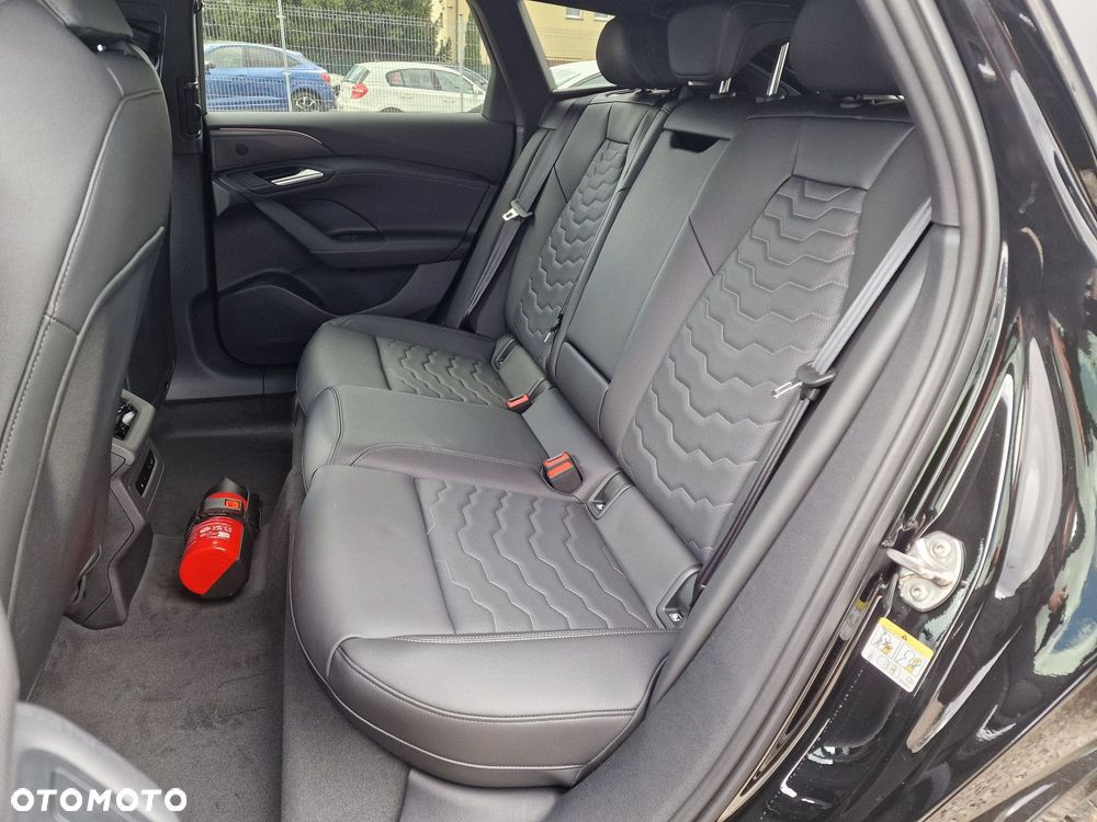 Audi A6 Sportback e-tron - 13