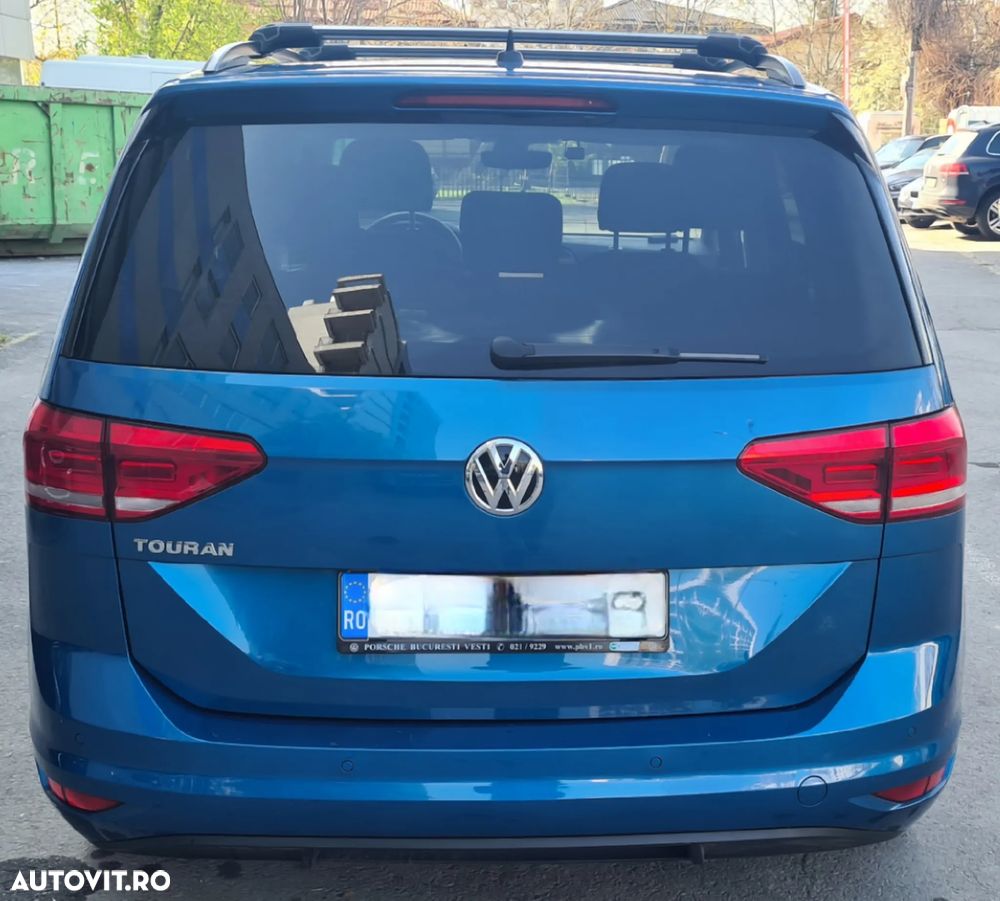 Volkswagen Touran 1.5 TSI DSG Comfortline - 4
