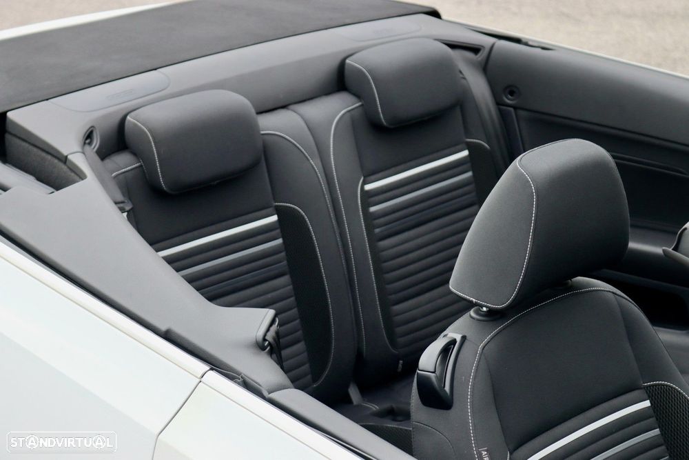 VW Golf Cabriolet - 16