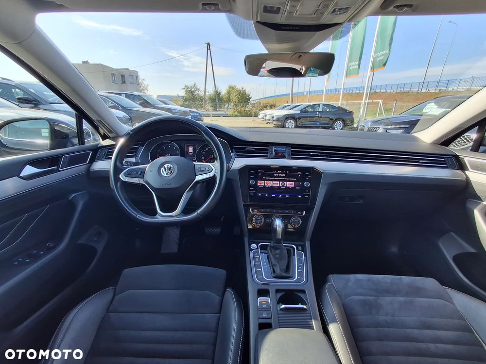 Volkswagen Passat 1.5 TSI EVO Elegance DSG - 11