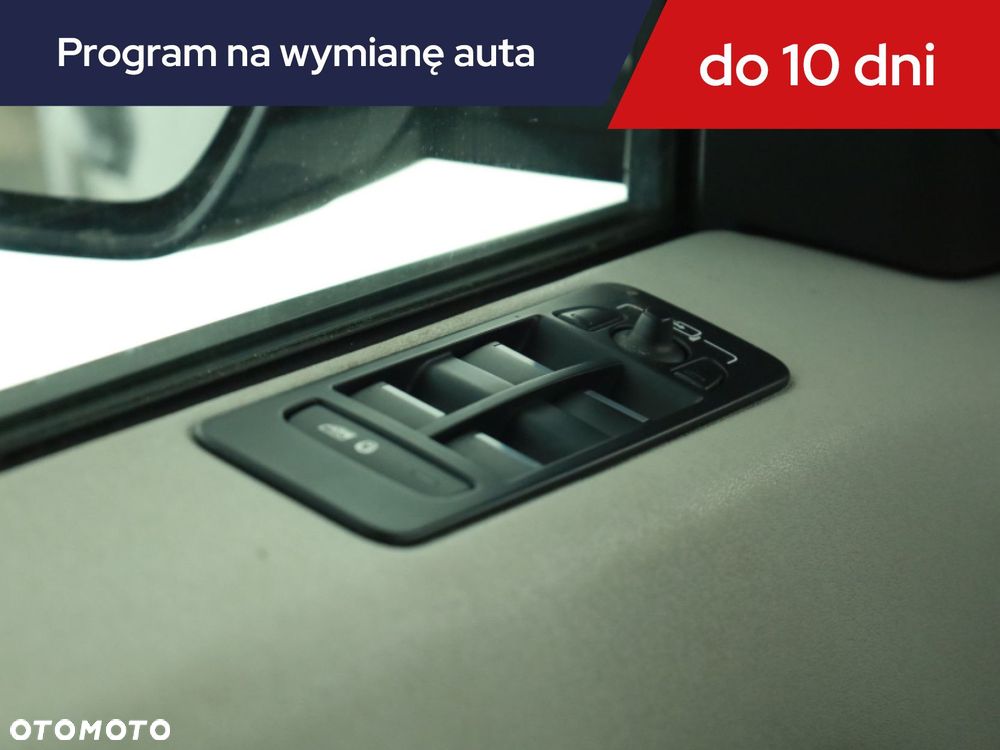 Land Rover Discovery Sport - 22