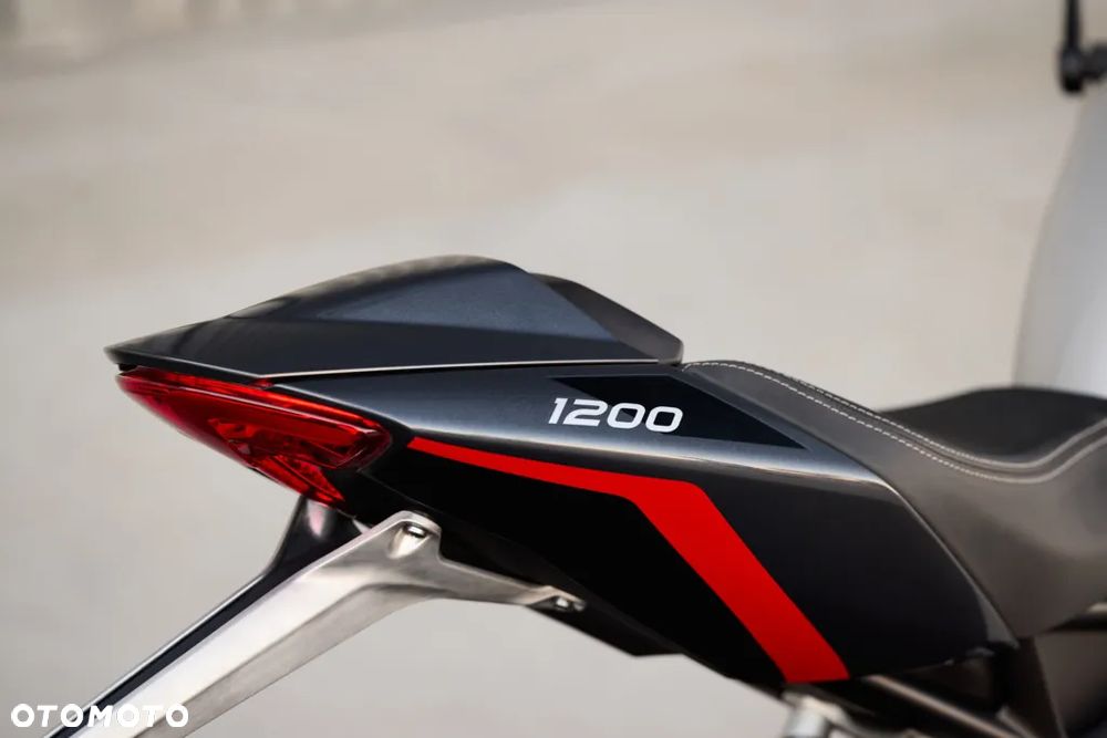 Triumph Speed Triple - 21
