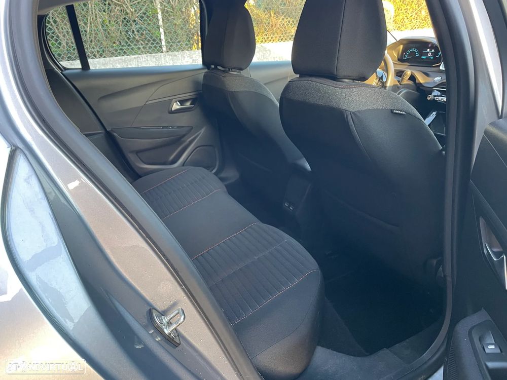 Peugeot e-208 50 kWh Active Pack - 26