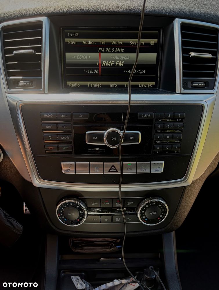 Mercedes-Benz ML 350 BlueTEC 4-Matic - 14