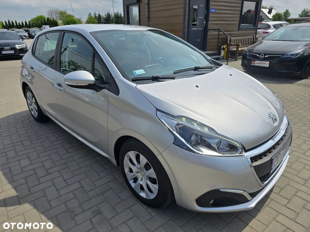 Peugeot 208 - 2