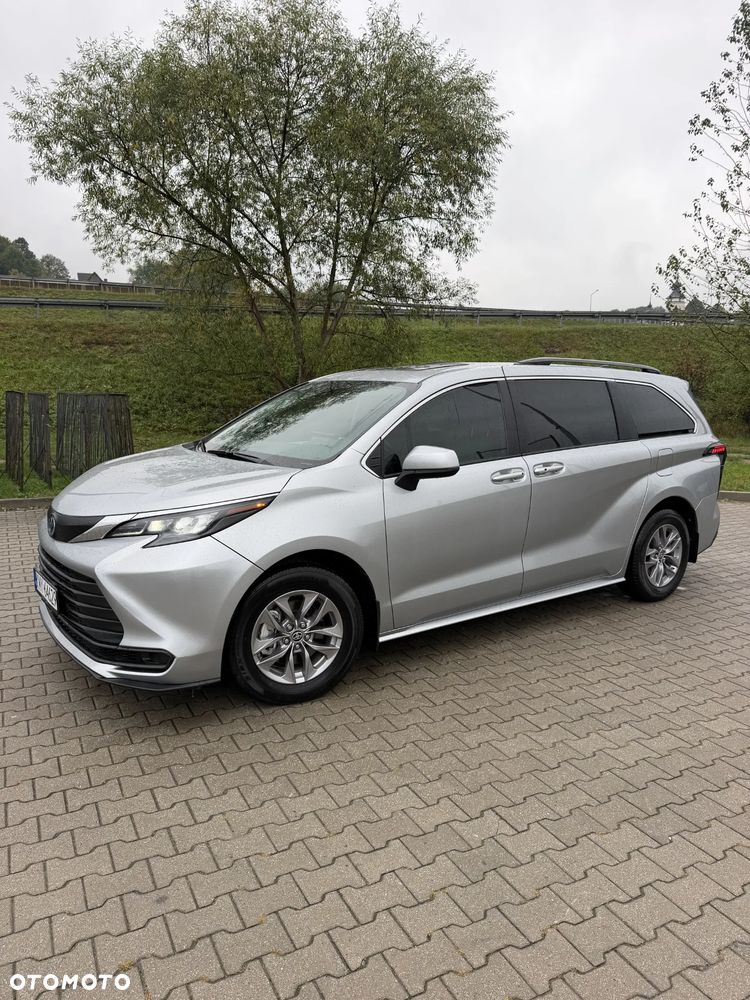 Toyota Sienna