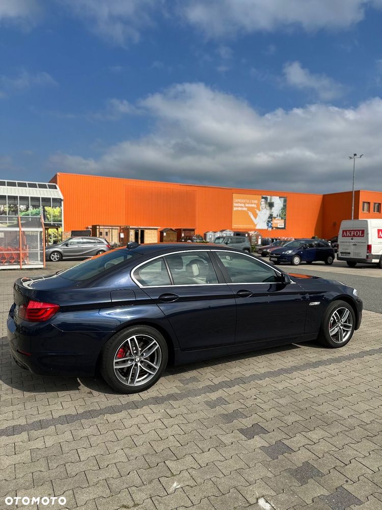 BMW Seria 5 520d Touring - 5