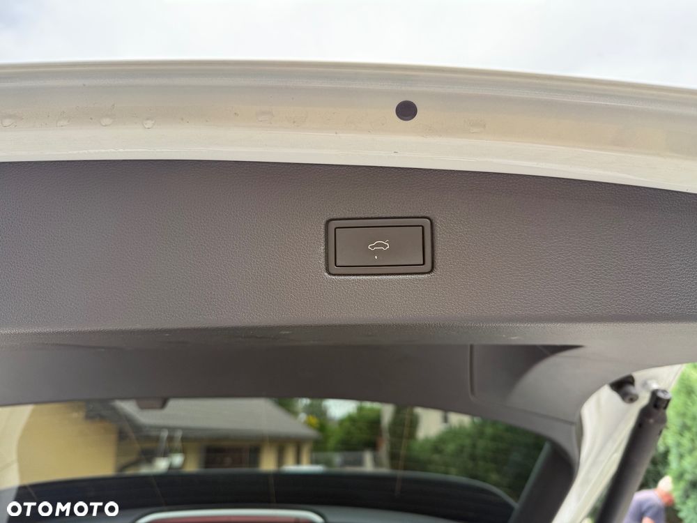 Volkswagen Tiguan 2.0 TDI SCR 4Mot R-Line DSG - 6