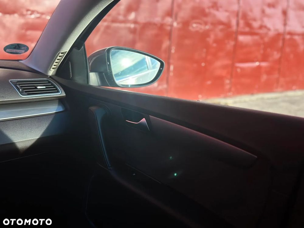 Volkswagen Passat 1.8 TSI BMT Highline - 18