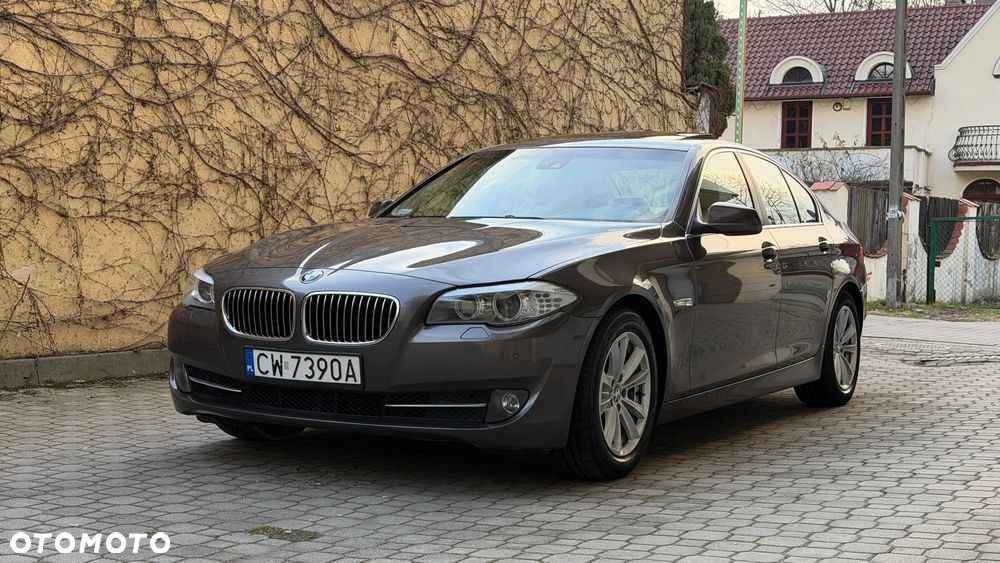 BMW Seria 5 520d Efficient Dynamics - 7