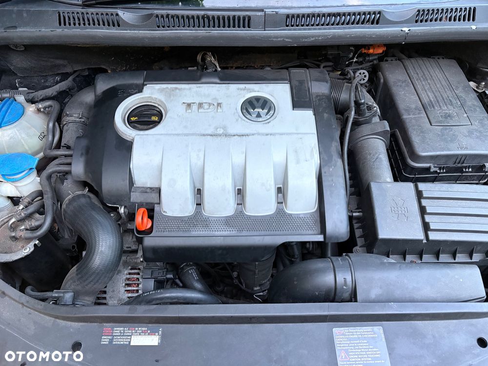 Volkswagen Golf Plus - 14