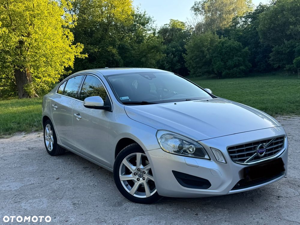 Volvo S60 D3 Geartronic Momentum - 2