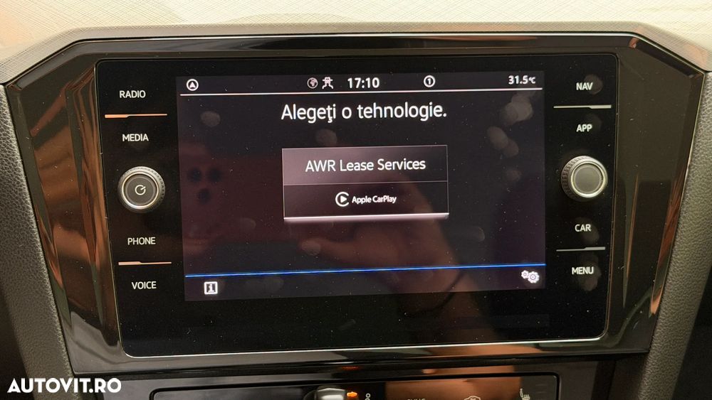 Volkswagen Passat 2.0 TDI DSG Comfortline - 34