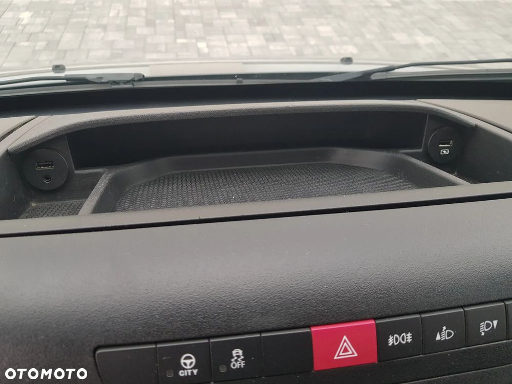 Iveco 35S16 Salon Polska, 7 osobowy - 26