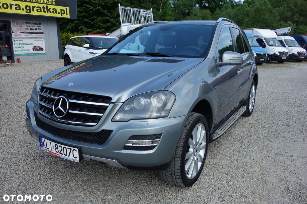 Mercedes-Benz Ml 2011 photo 2