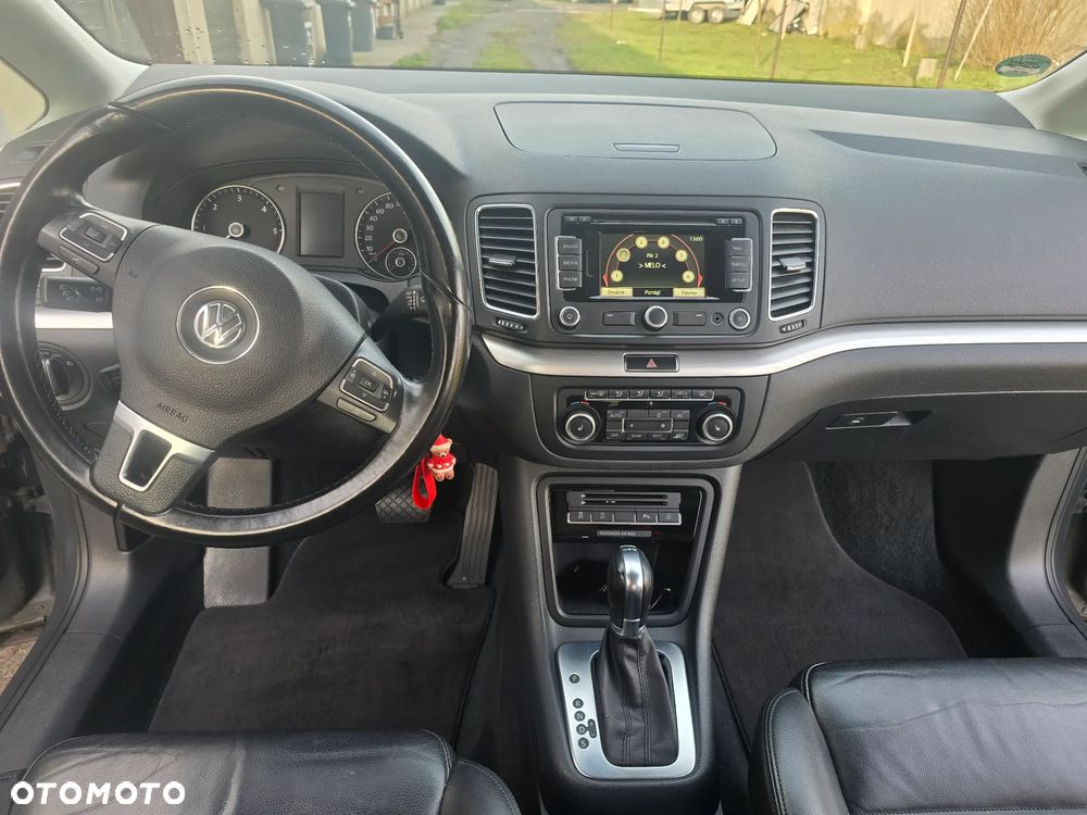 Volkswagen Sharan 2.0 TDI DSG BlueMotion Technology Comfortline - 4