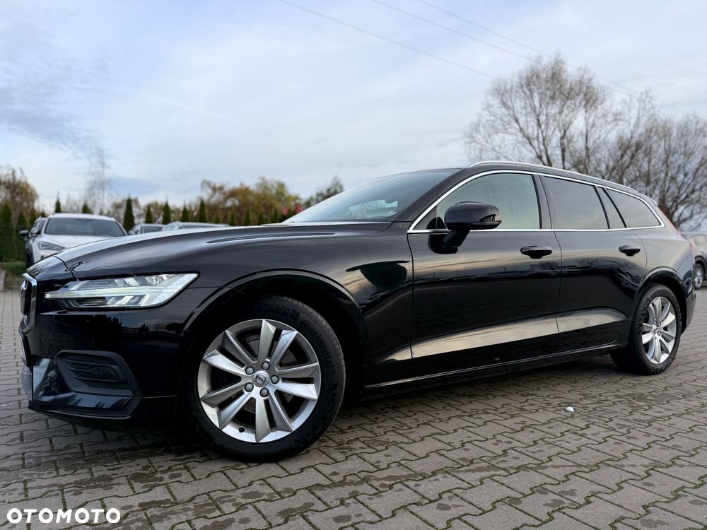 Volvo V60 D3 Drive-E Momentum - 1