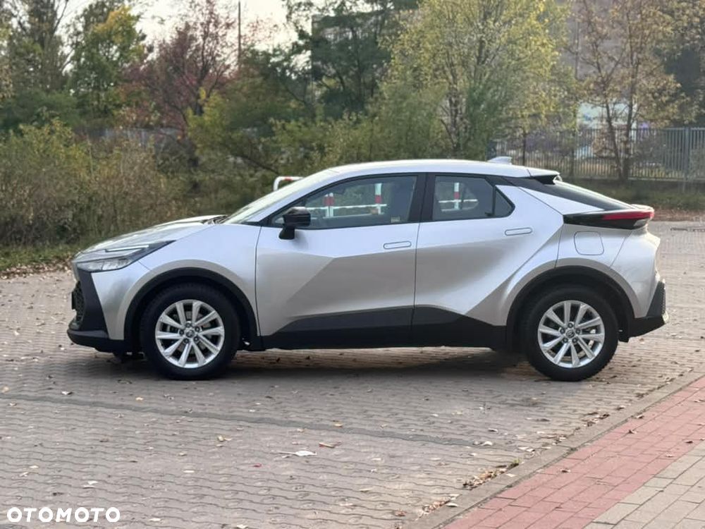 Toyota C-HR - 8