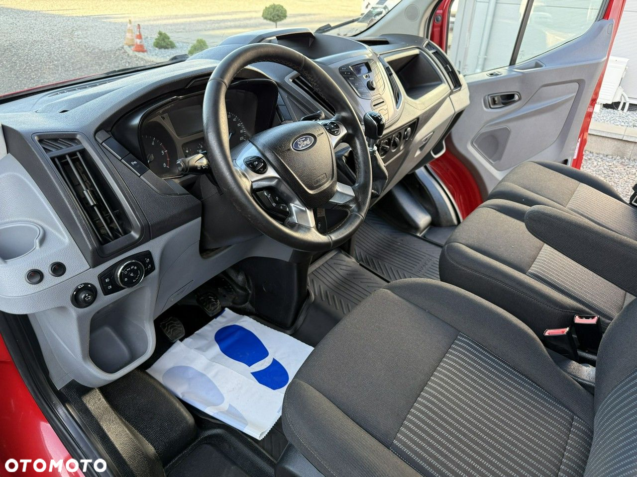 Ford Transit - 10