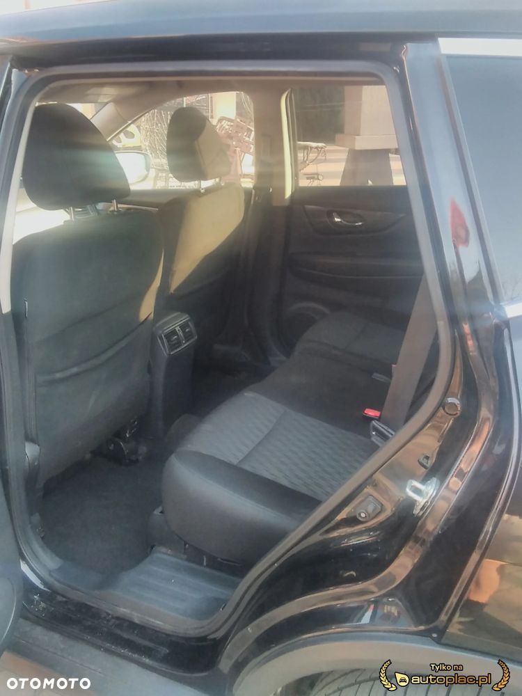 Nissan Rogue - 8