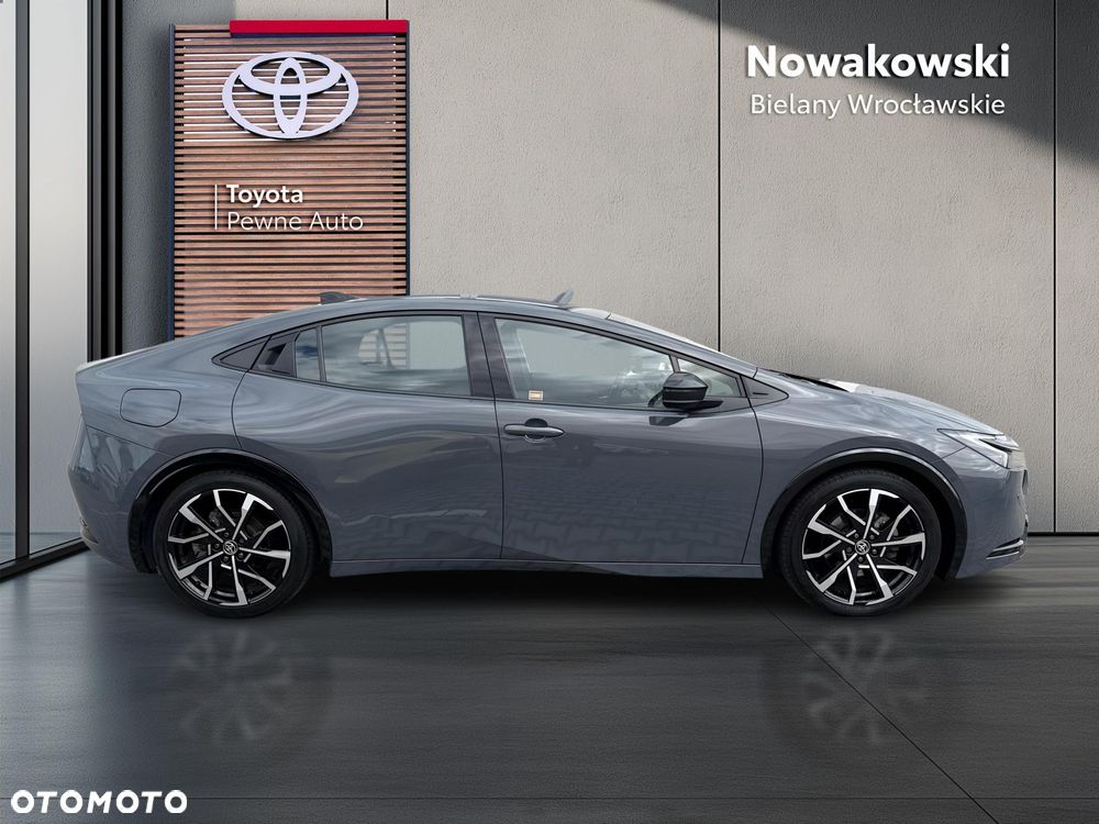 Toyota Prius - 28