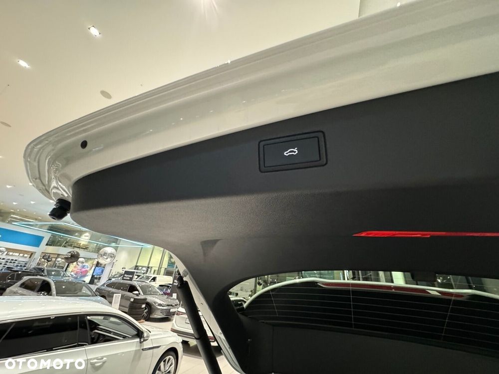 Volkswagen Tiguan - 24