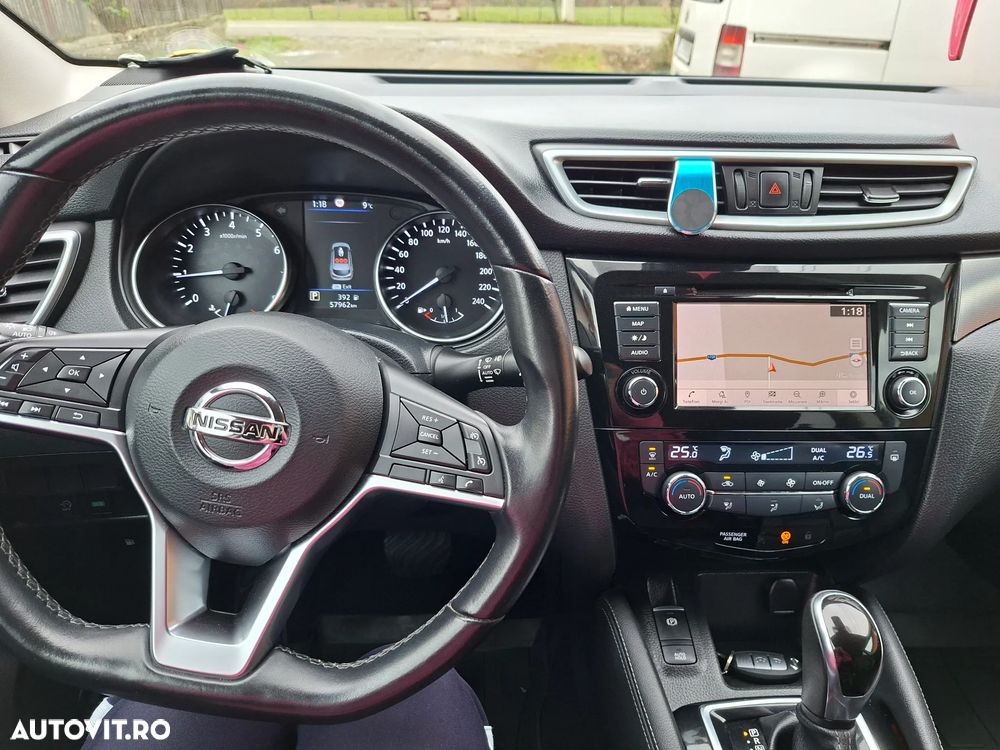 Nissan Qashqai 1.3 l MHEV X-Tronic Tekna - 14