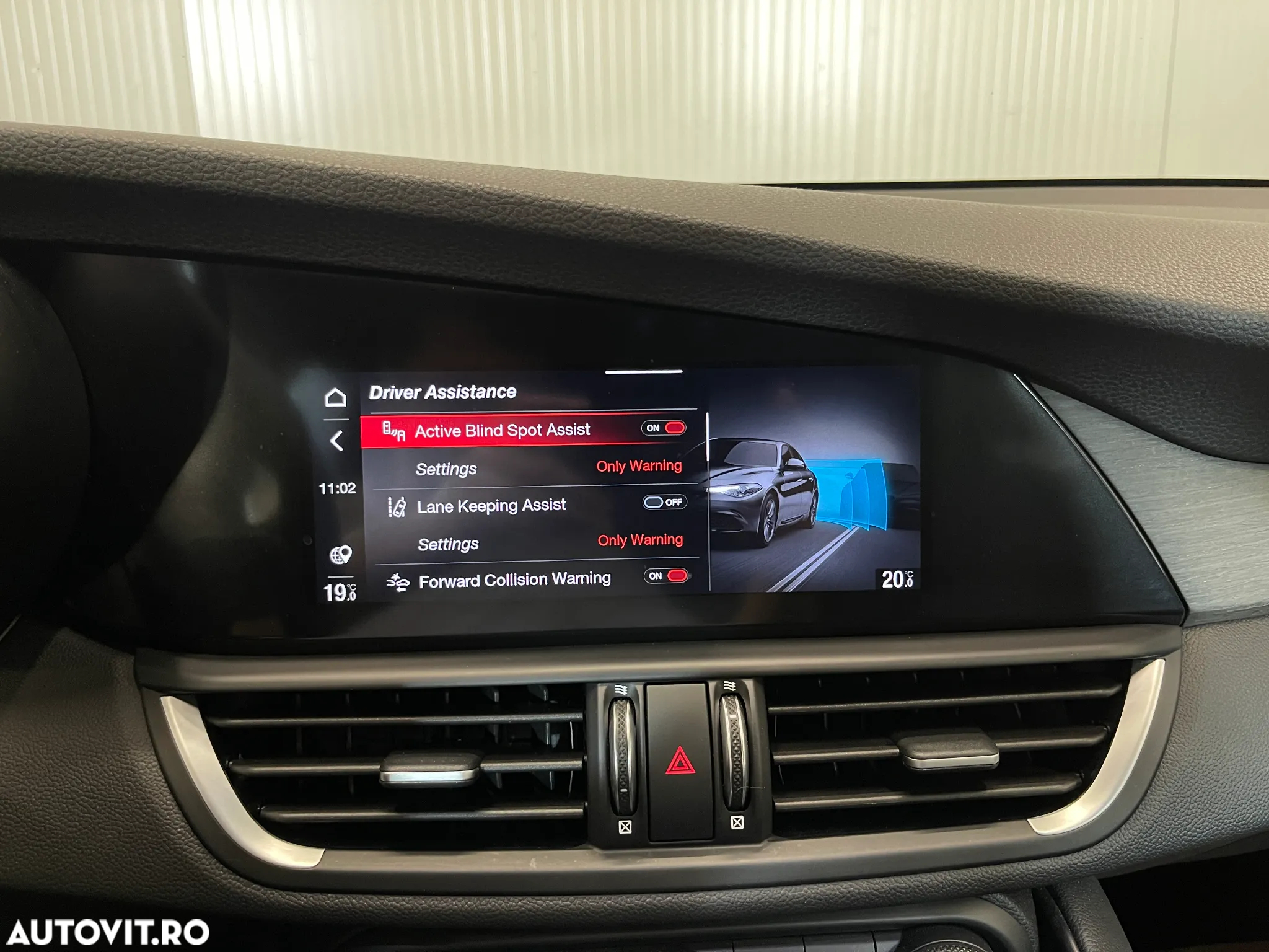 Alfa Romeo Giulia 2.0 Turbo AWD AT8 Ti - 14
