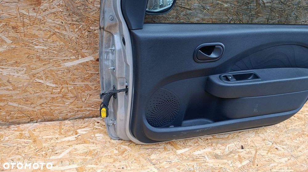 DRZWI PRAWE PASAŻERA TEB69 RENAULT TWINGO II 2 2012 1.2B LIFT - 8