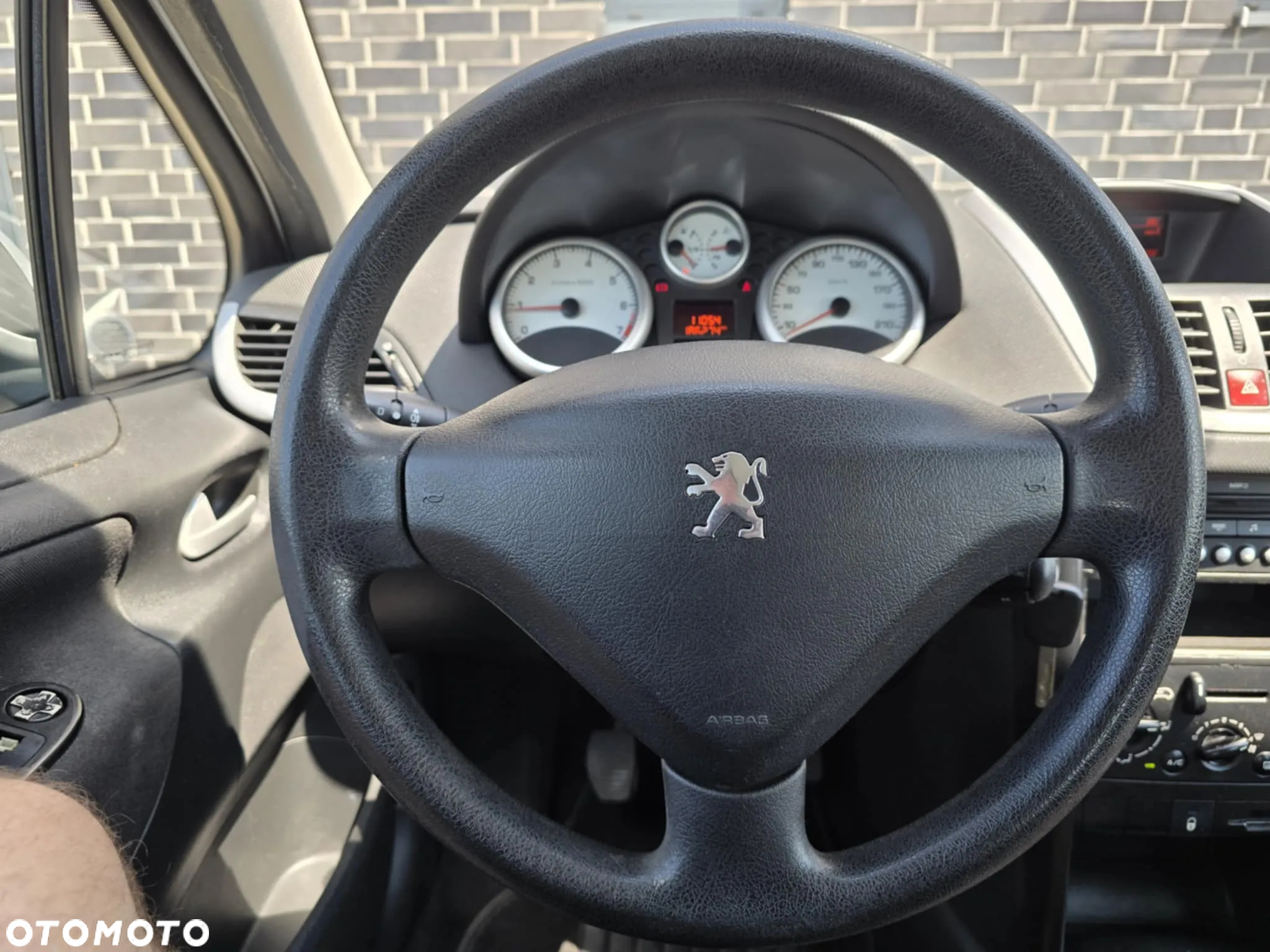 Peugeot 207 1.4 16V Sporty - 33