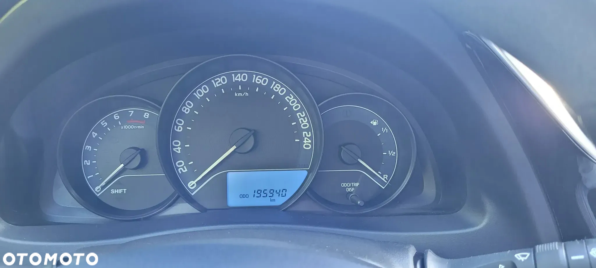 Toyota Auris 1.6 Active - 13
