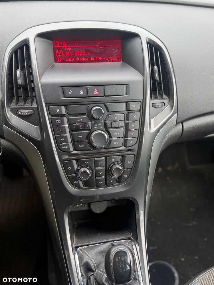 Opel Astra 1.7 CDTI Executive - 8