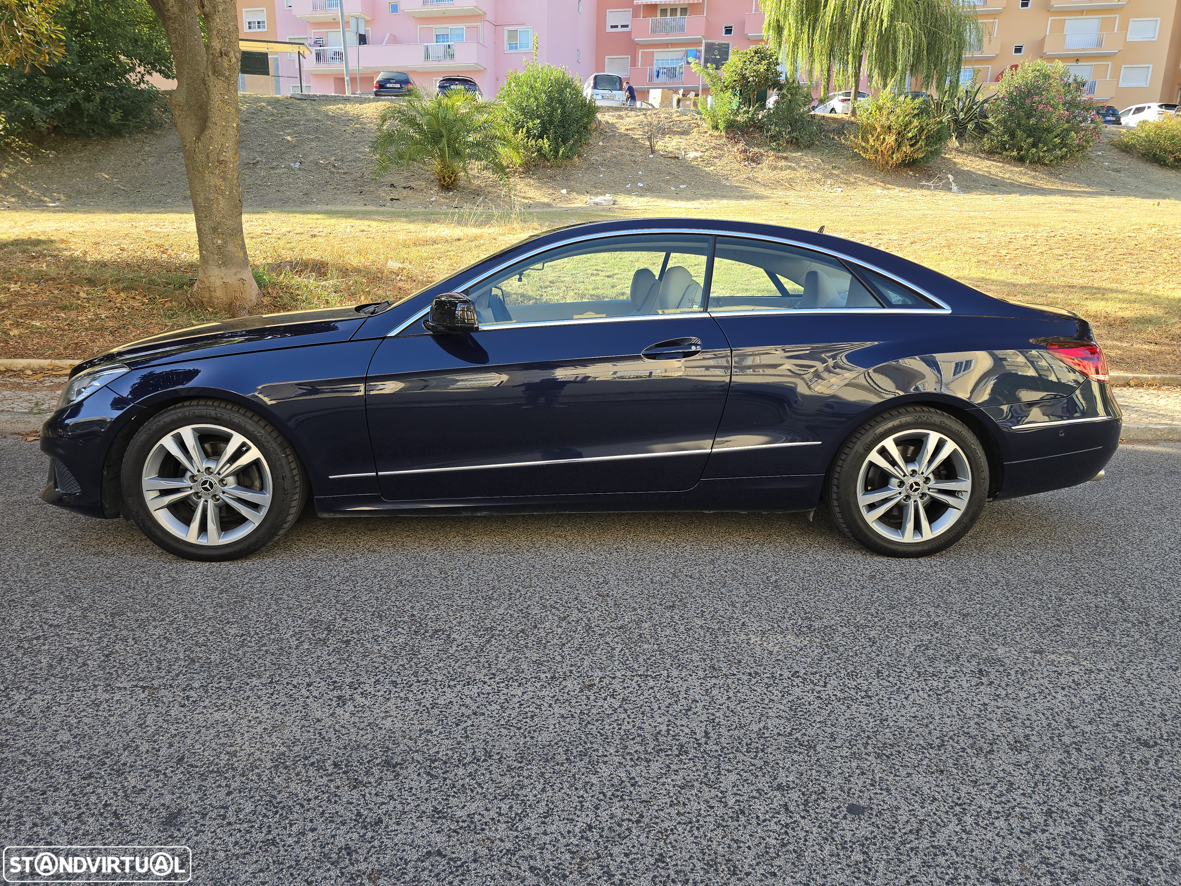 Mercedes-Benz E 220 CDi BlueEfficiency Auto - 10