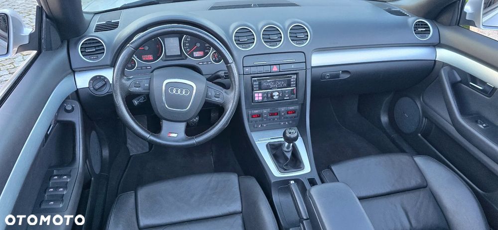 Audi A4 Cabrio 2.0 TDI DPF - 14