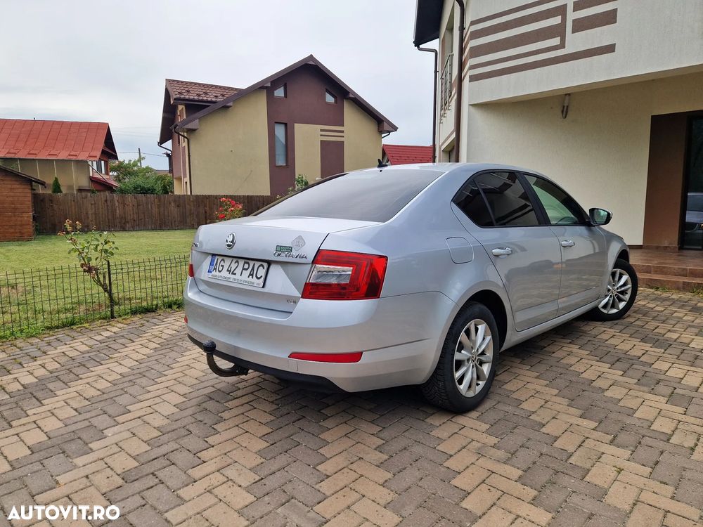Skoda Octavia 1.6 TDI ELEGANCE - 3