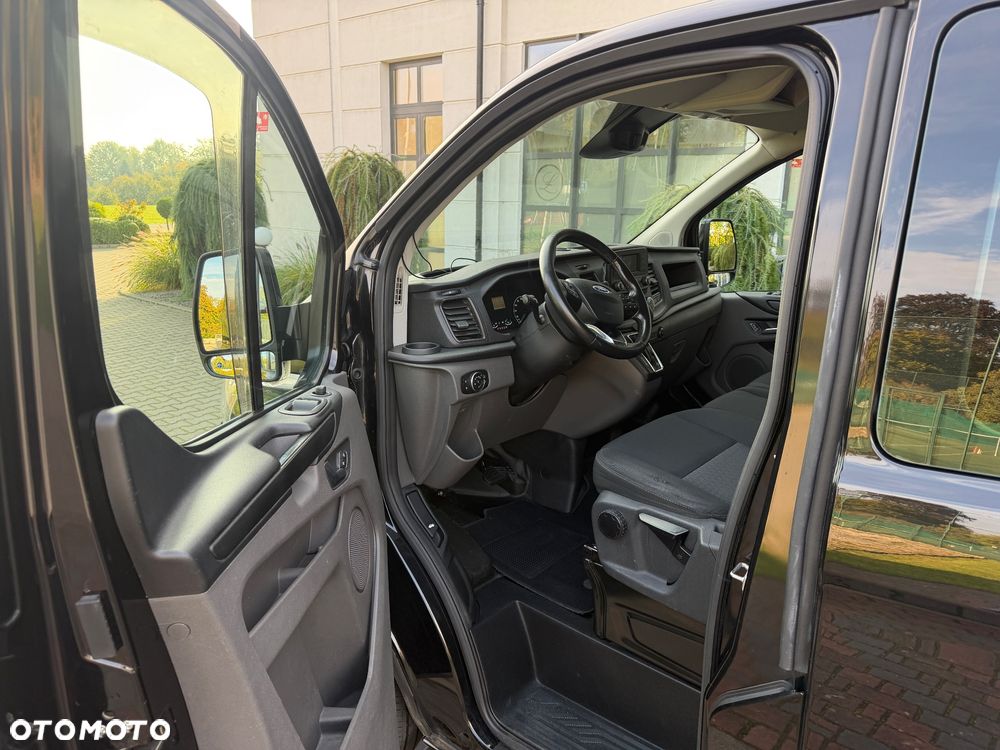 Ford Transit Custom 320 L2H1 Limited (bryg.) - 18