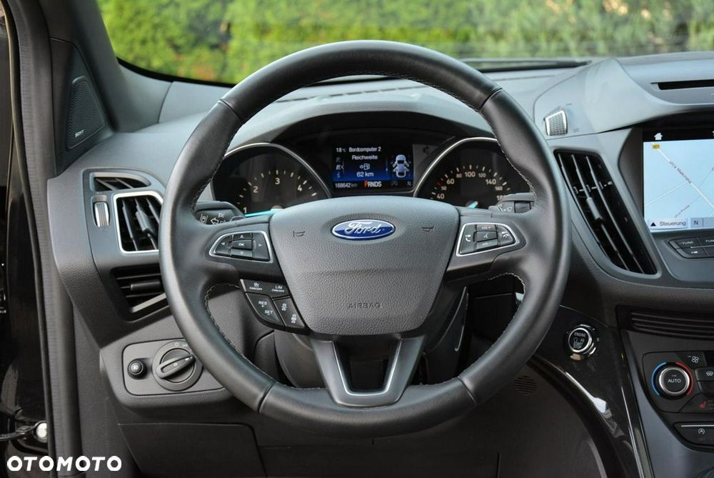 Ford Kuga 2.0 TDCi 4x4 ST-Line - 24