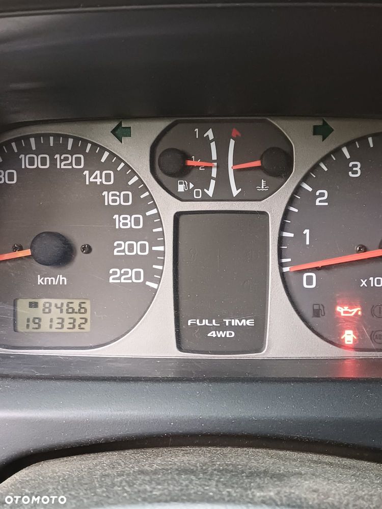 Mitsubishi Pajero Pinin - 5